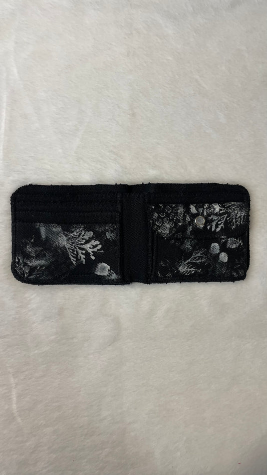 Black painter wallet