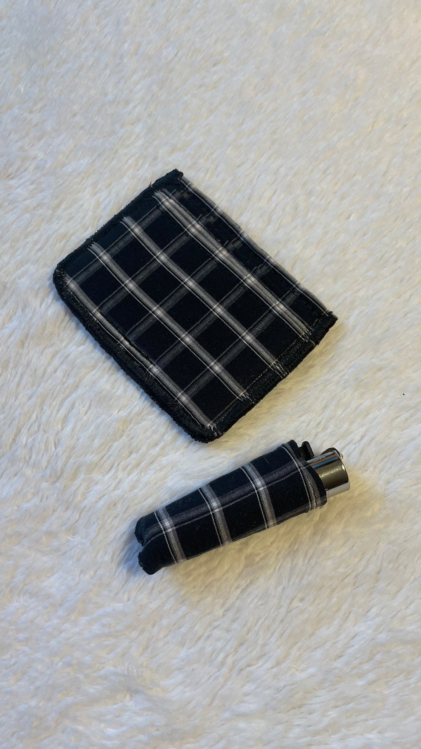Flannel cardholder 4