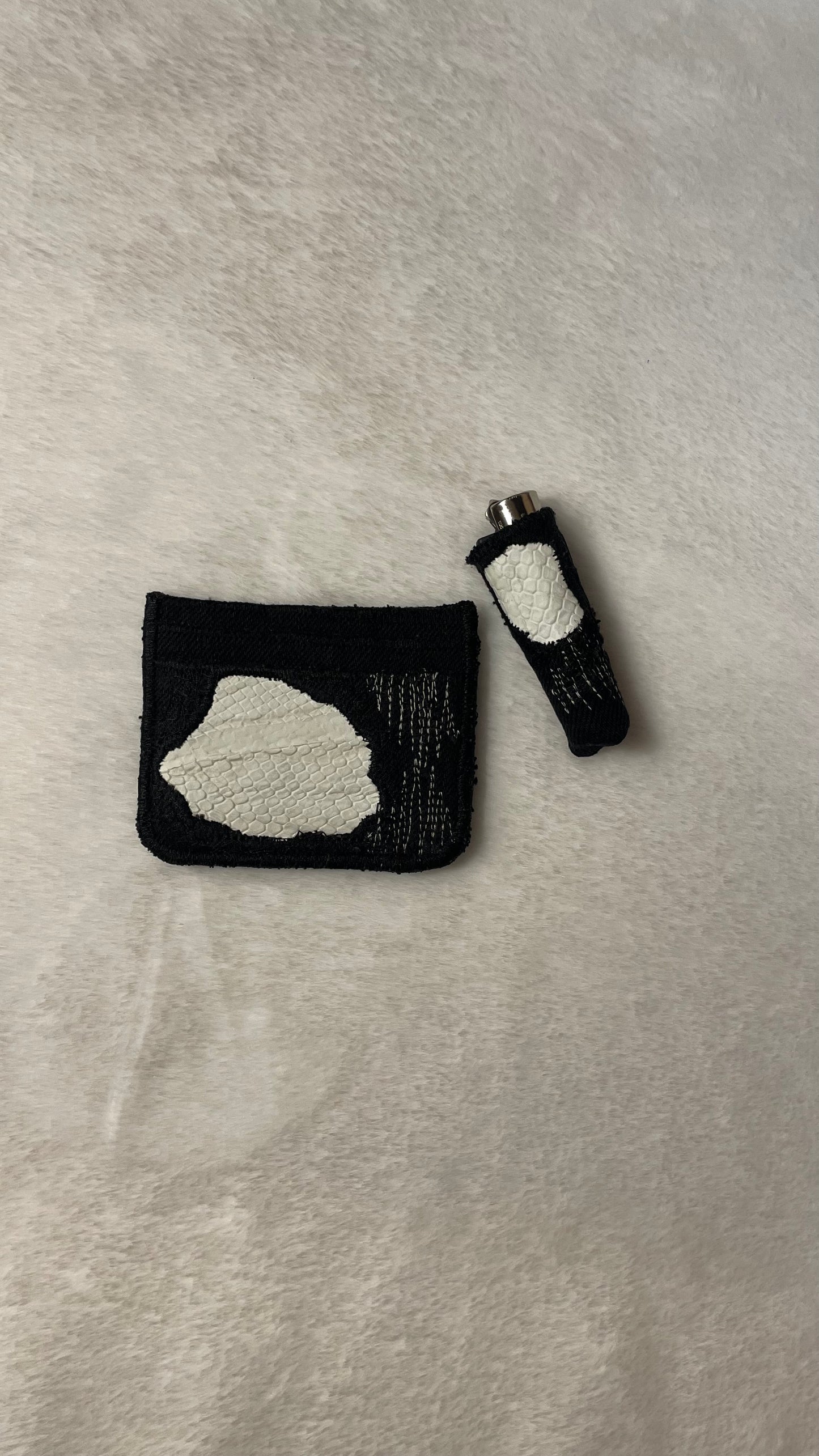 Black and white cardholder