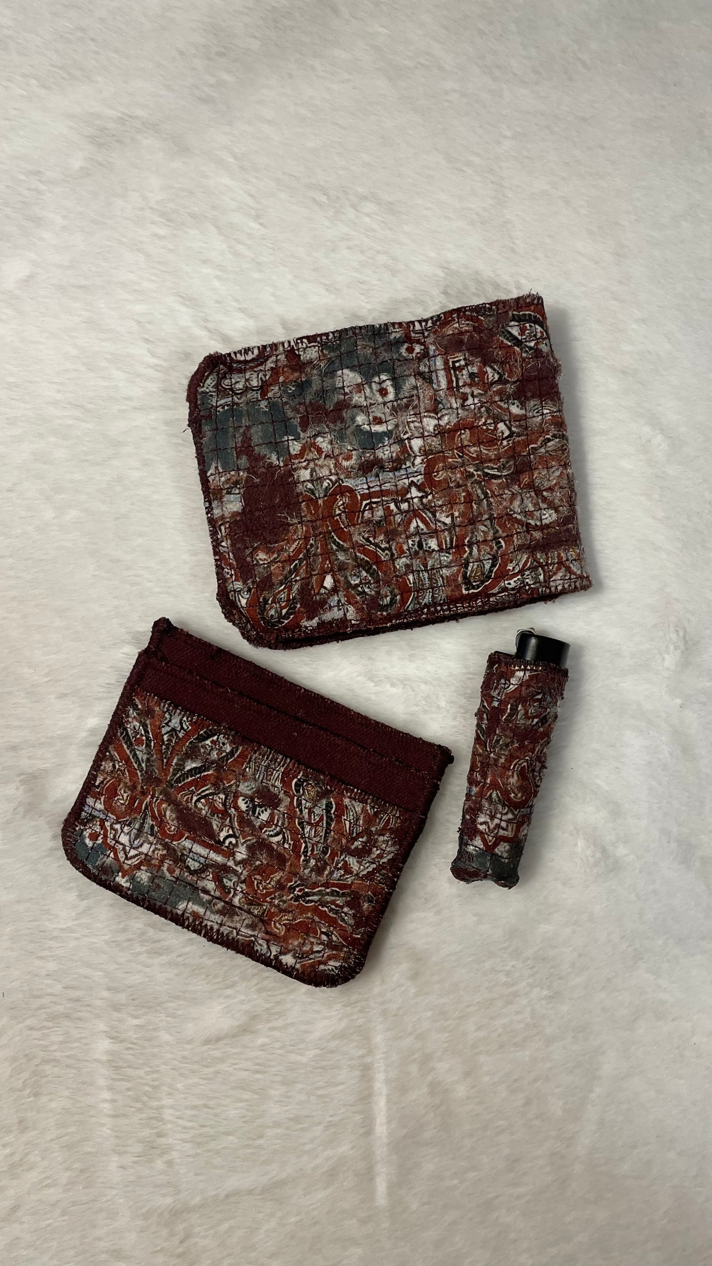 Slashed denim lighter sleeve