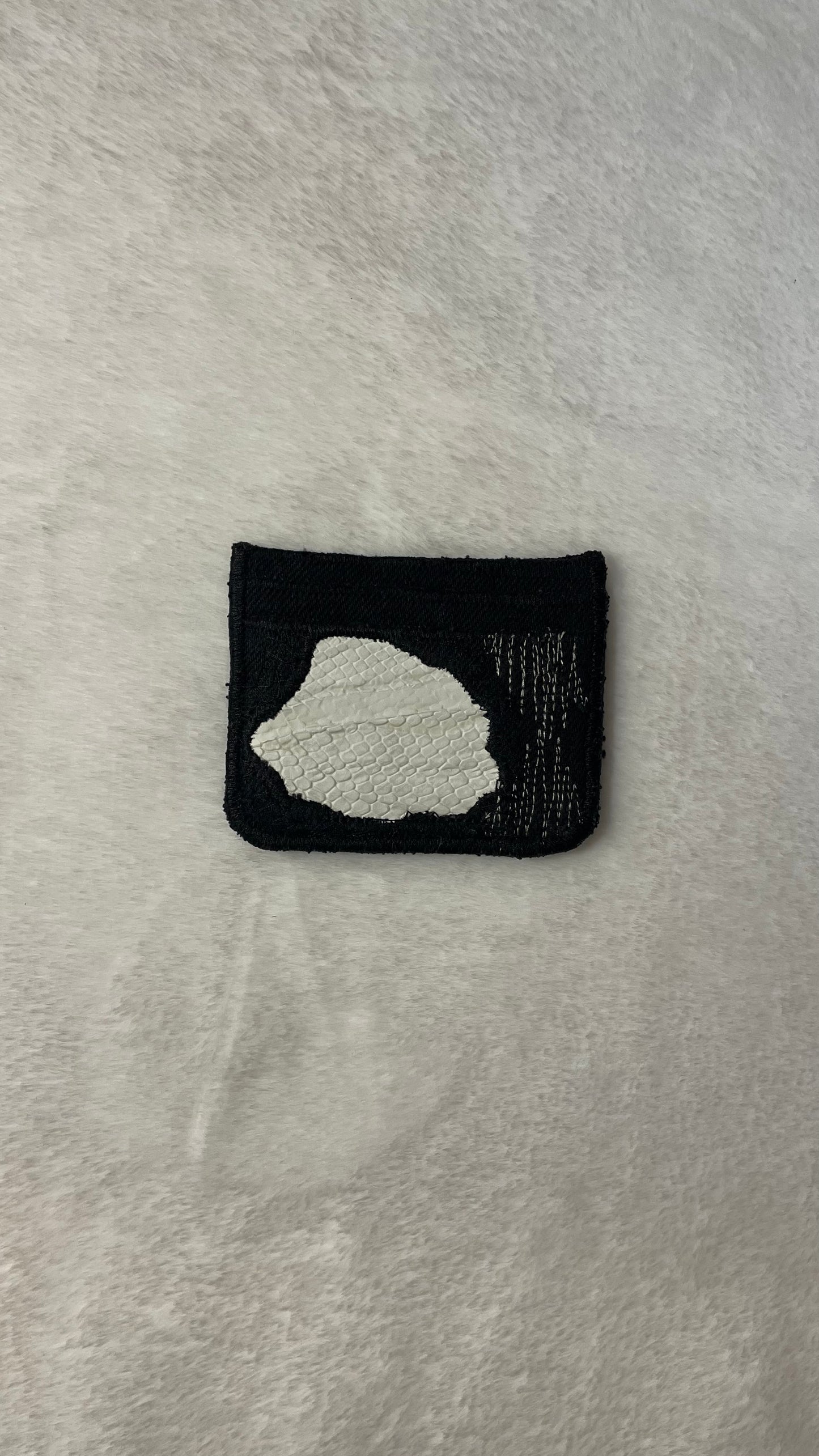 Black and white cardholder