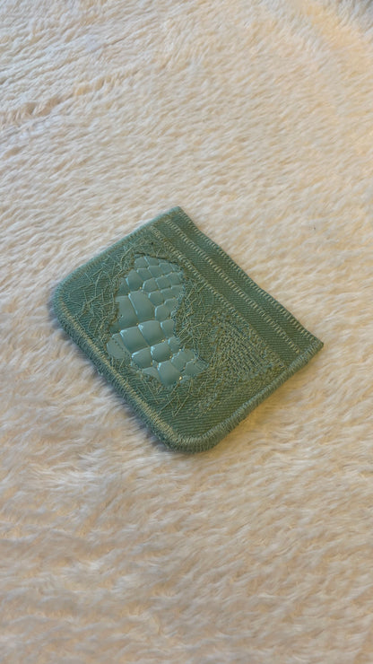 Green hybrid cardholder