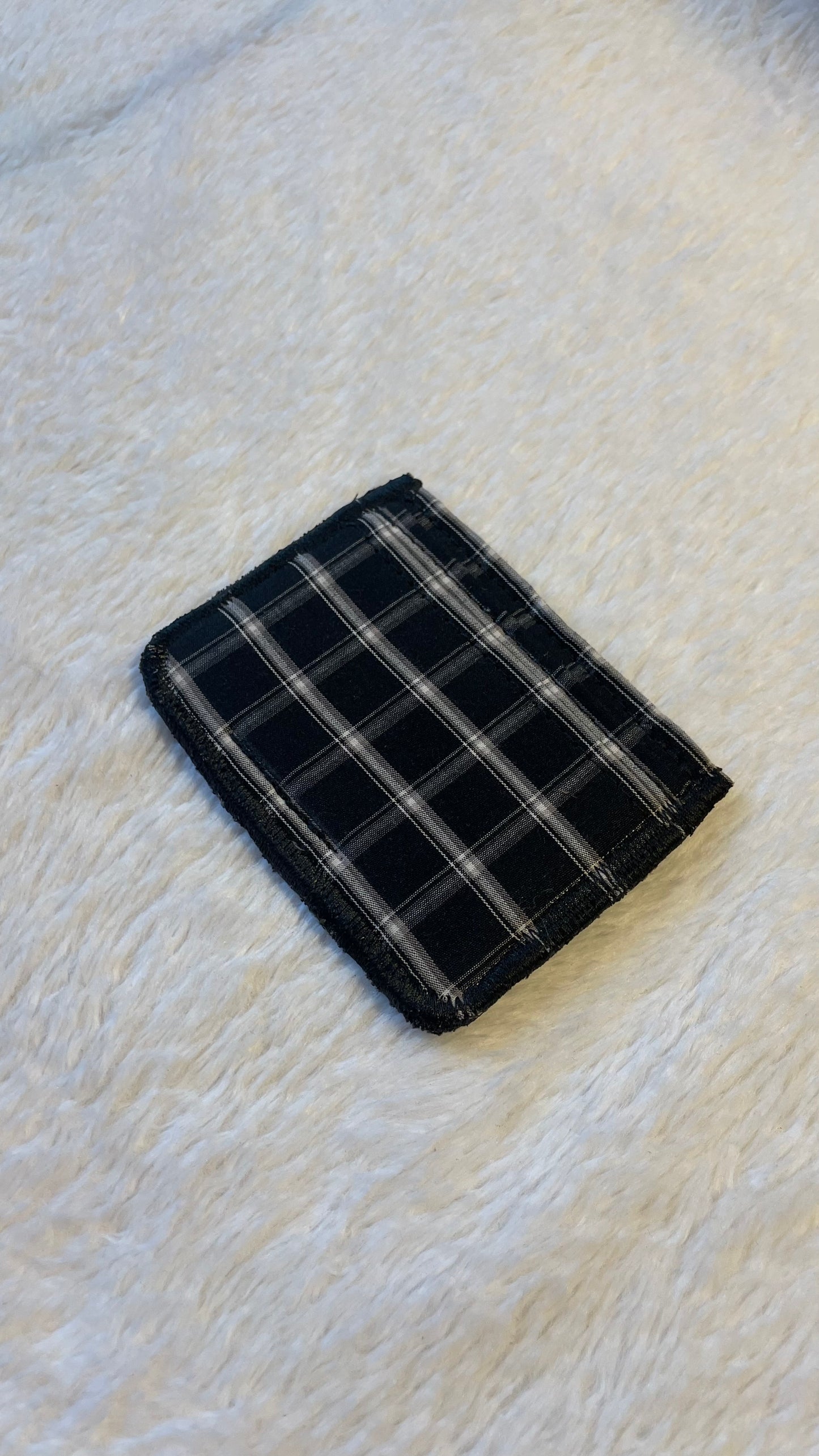 Flannel cardholder 4