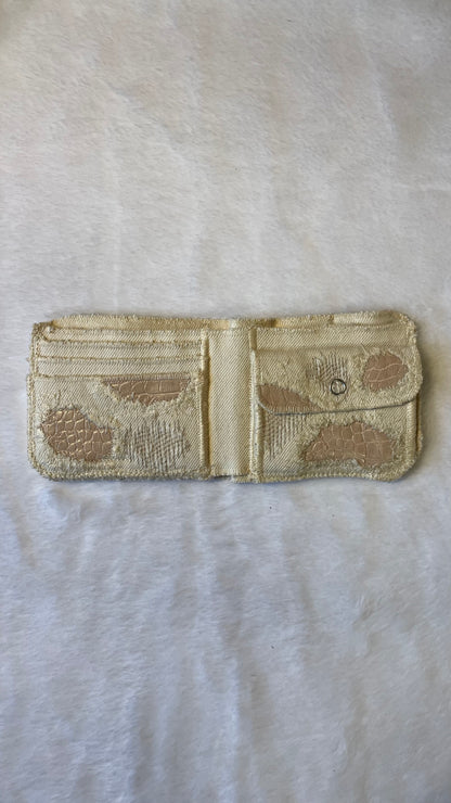 Canvas hybrid wallet