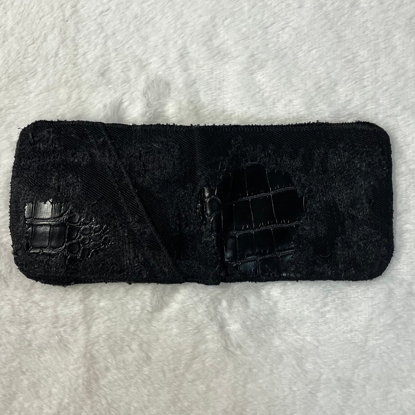 Black hybrid wallet