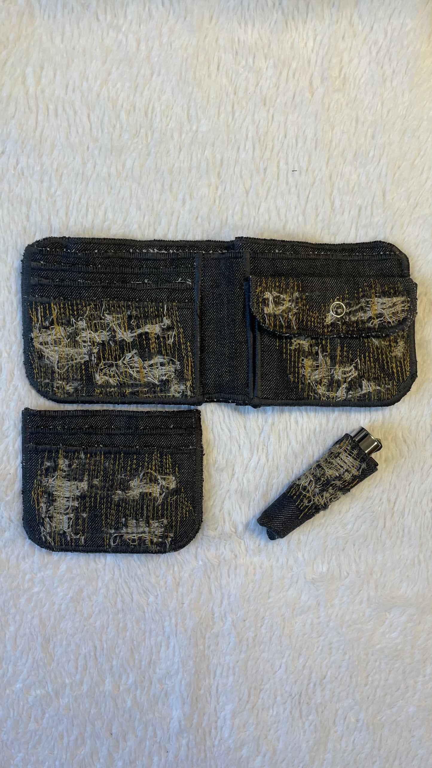 Gold stitches denim lighter sleeve