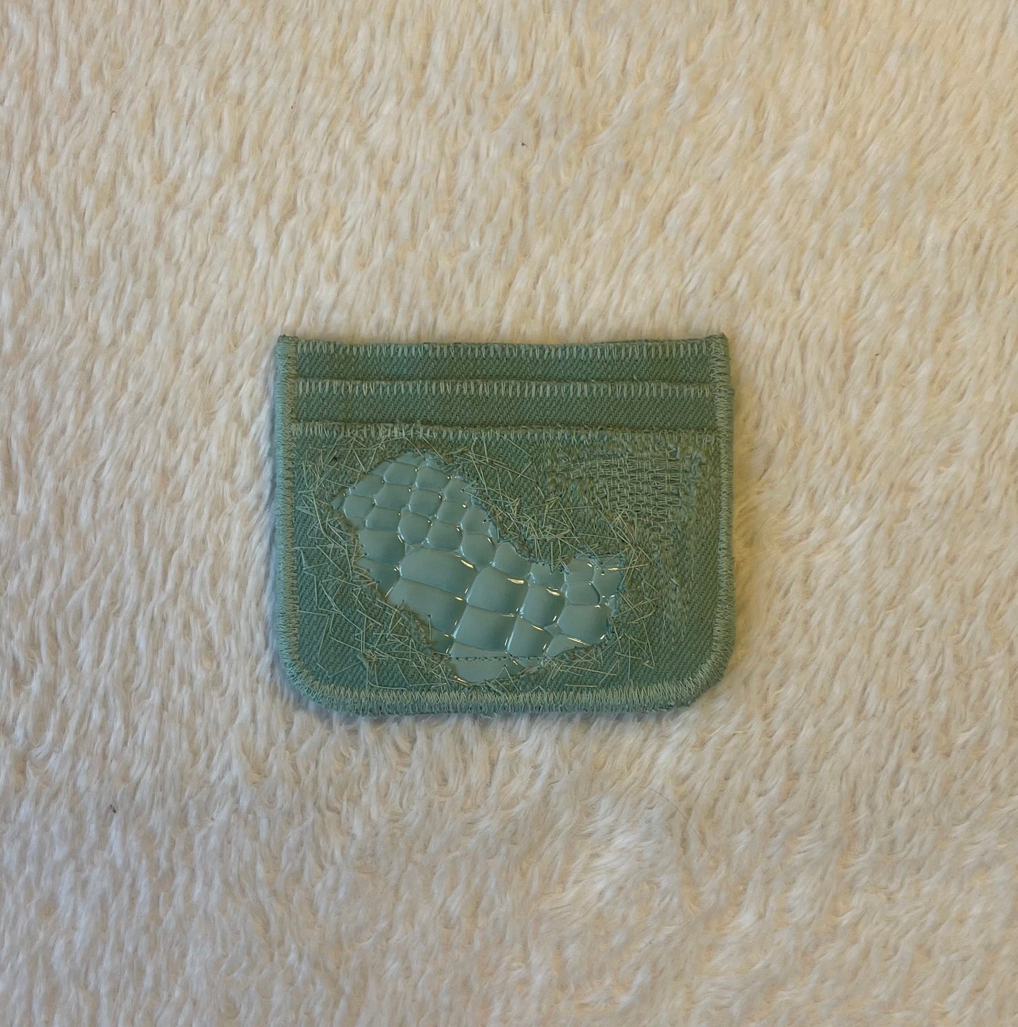 Green hybrid cardholder