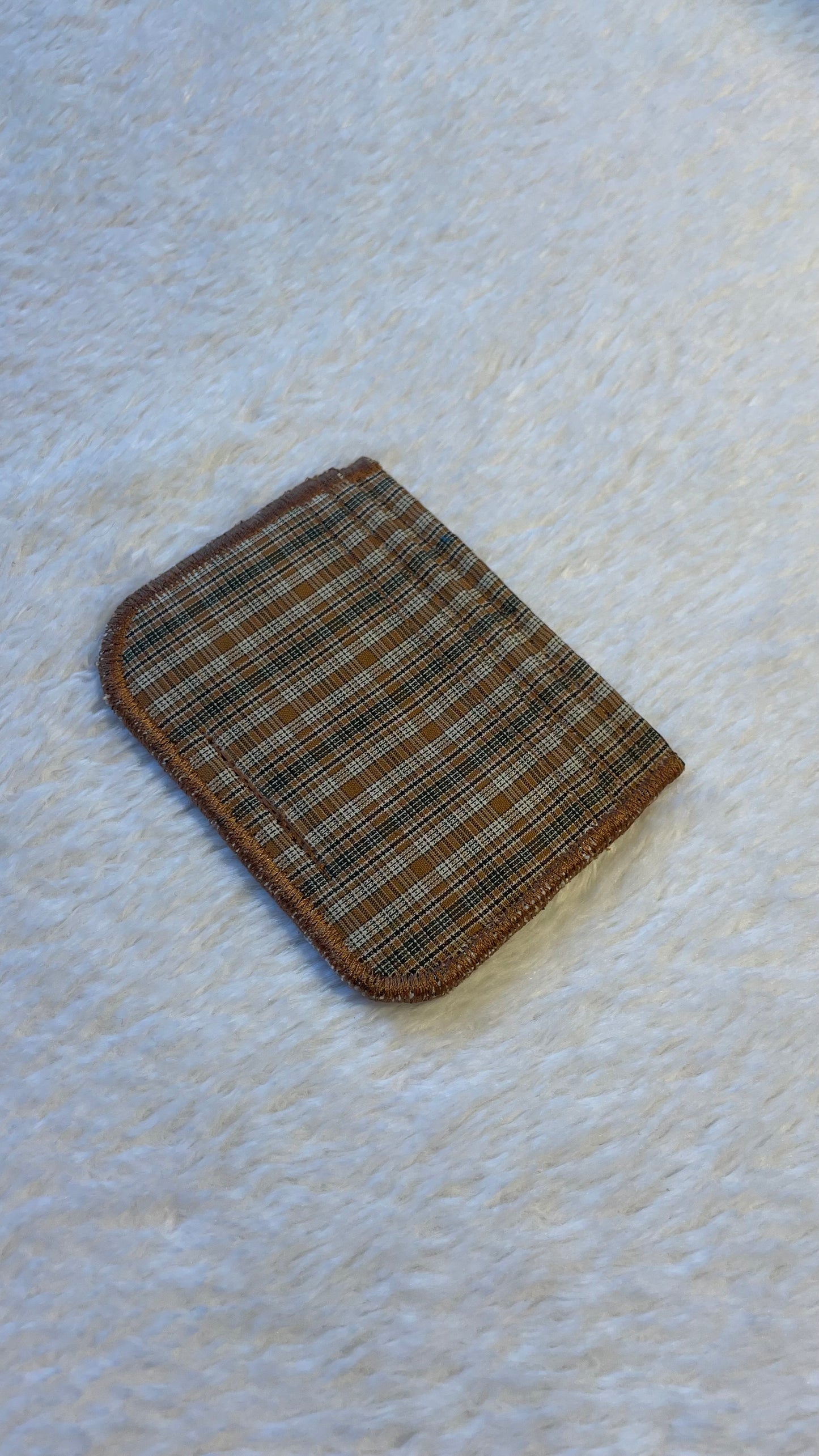 Flannel cardholder 9