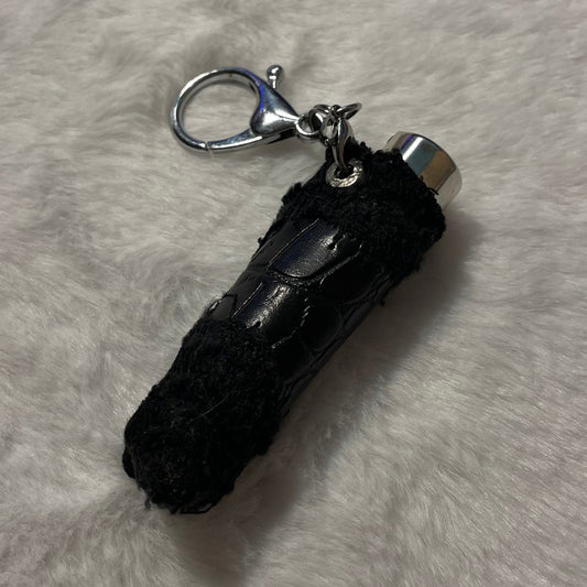 Black hybrid lighter sleeve