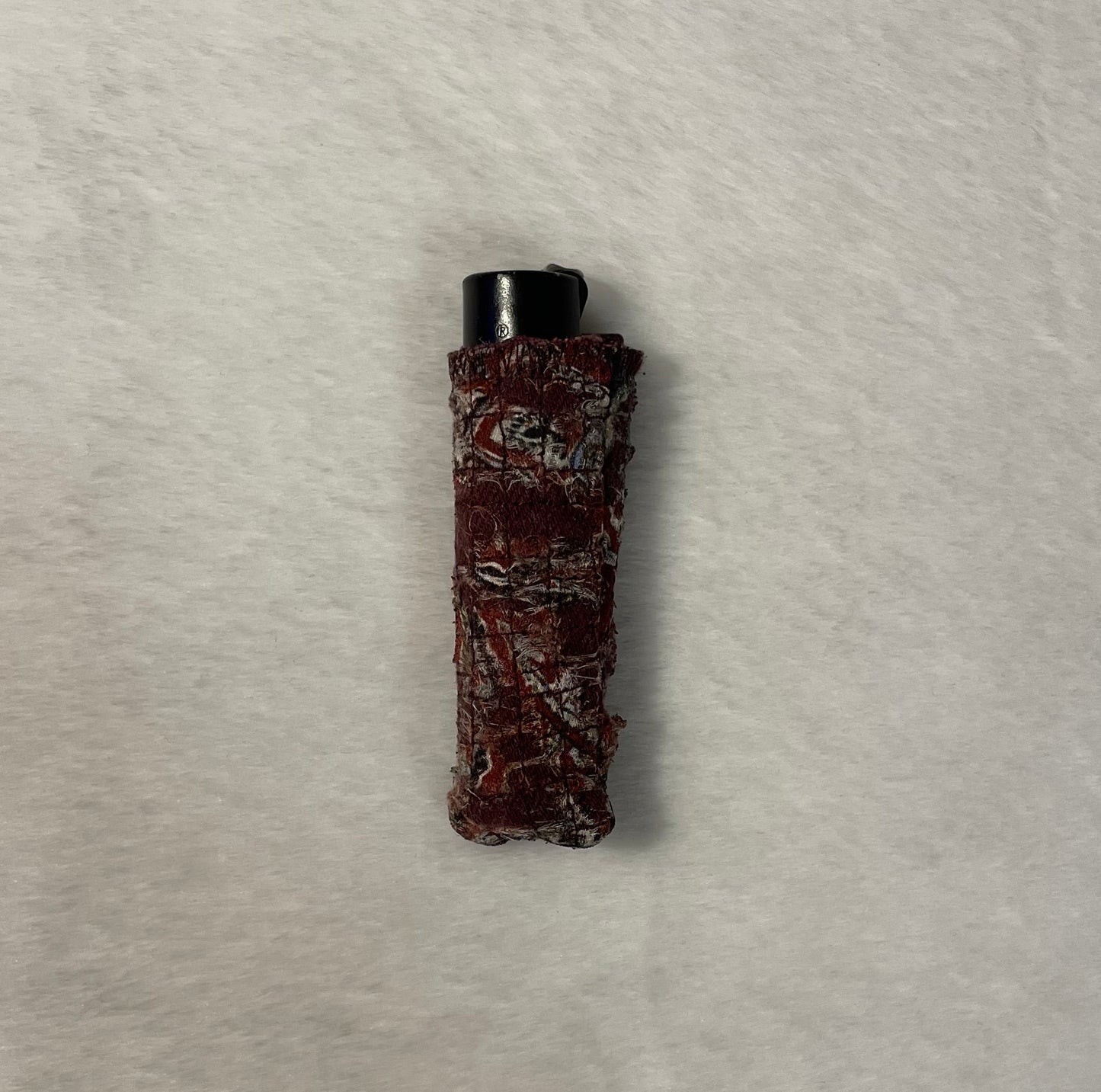 Slashed denim lighter sleeve