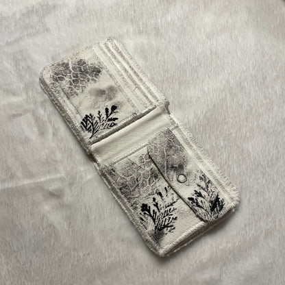 White painter wallet