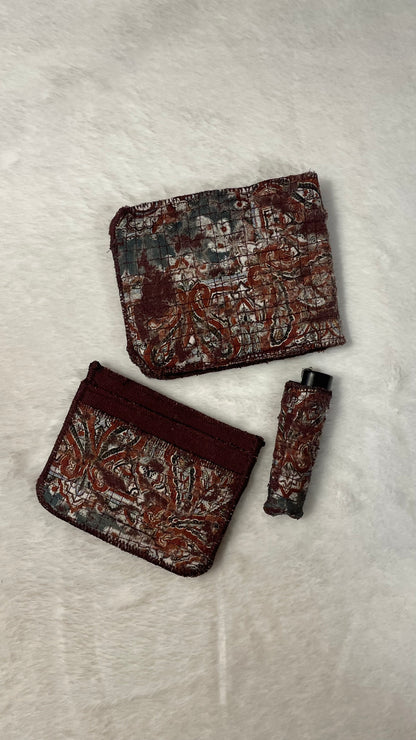 Slashed denim lighter sleeve