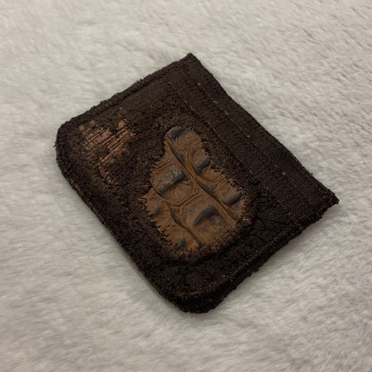 Mud cardholder