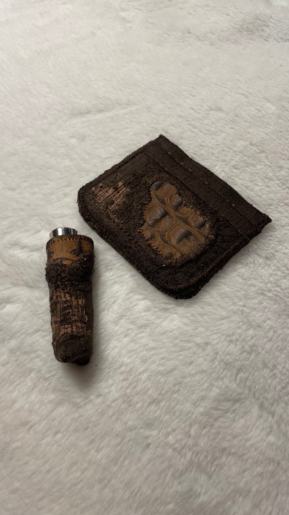 Mud cardholder